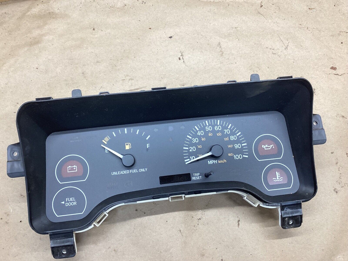 97-01 Jeep Cherokee XJ SPEEDOMETER CLUSTER -YOUR MILES- Speedo Gauge Instrument