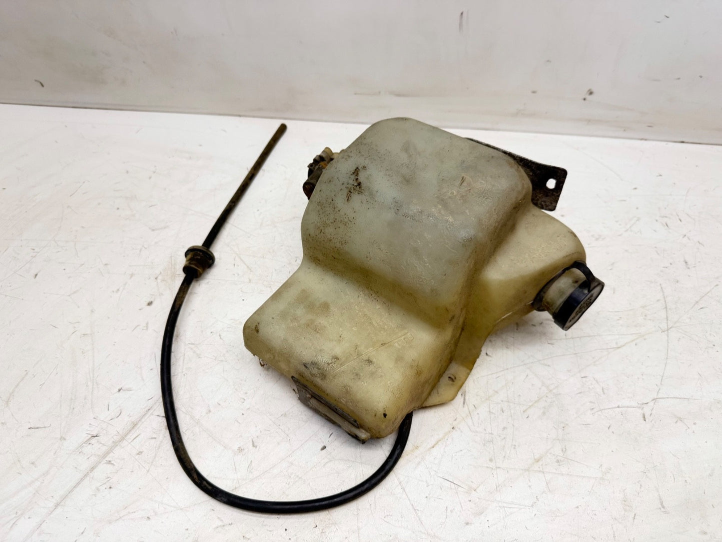 87-90 Jeep YJ Windshield Washer Fluid Reservoir Bottle plastic Tank Wrangler OEM