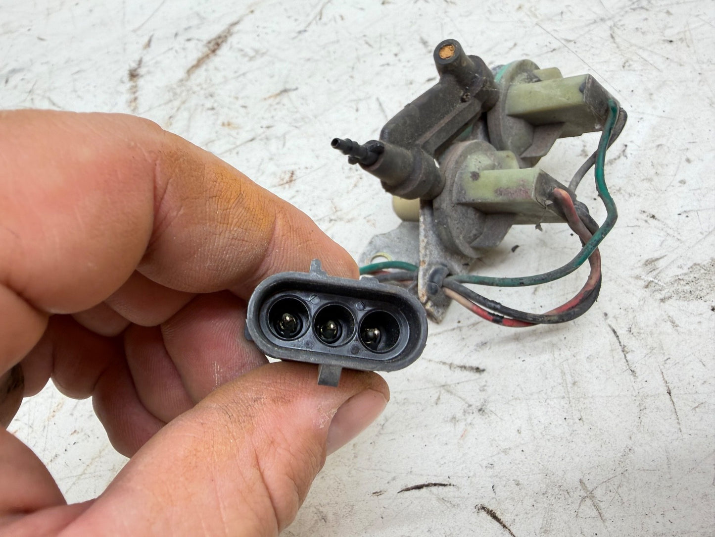 76-86 Jeep CJ Original Emissions VACUUM Solenoid Valve Module Pulse Air System