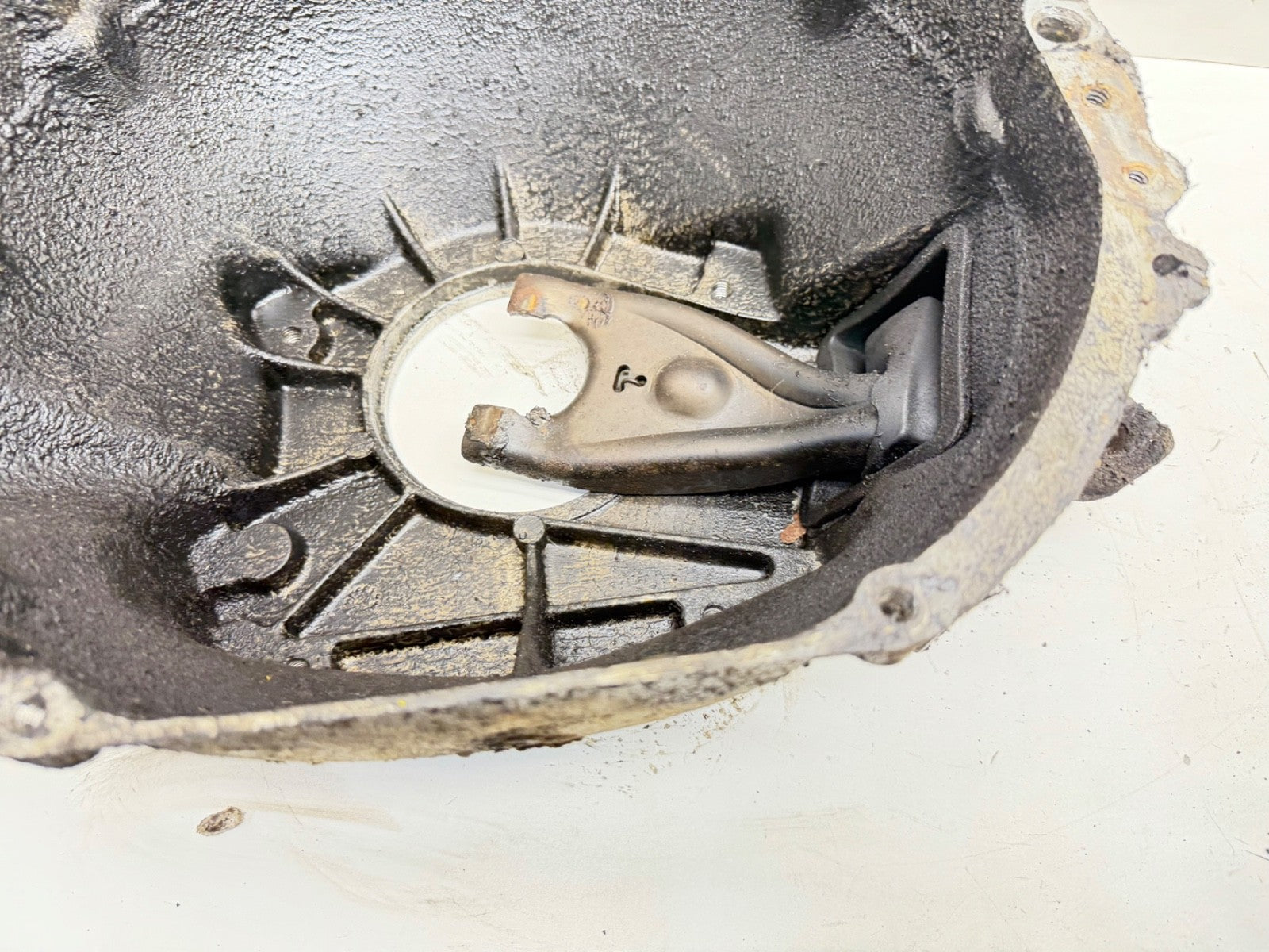 Jeep CJ Bell Housing T4 T5 SR4 Transmission CJ CJ7 80-86 4.2L 304 V8 Bellhousing