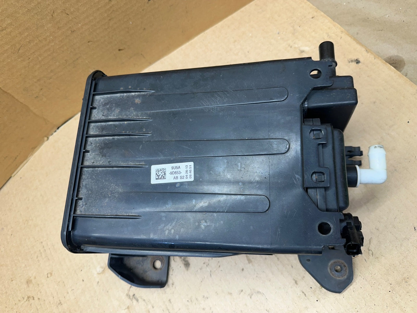 2013 FORD E150 VAPOR CHARCOAL CANISTER 9U5A-9D653-AB OEM Econoline Van Plastic