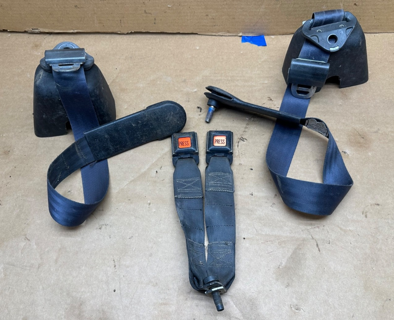 92-95 Jeep Wrangler YJ Rear Back Pair Seat Belt Buckle OEM Seatbelt Factory