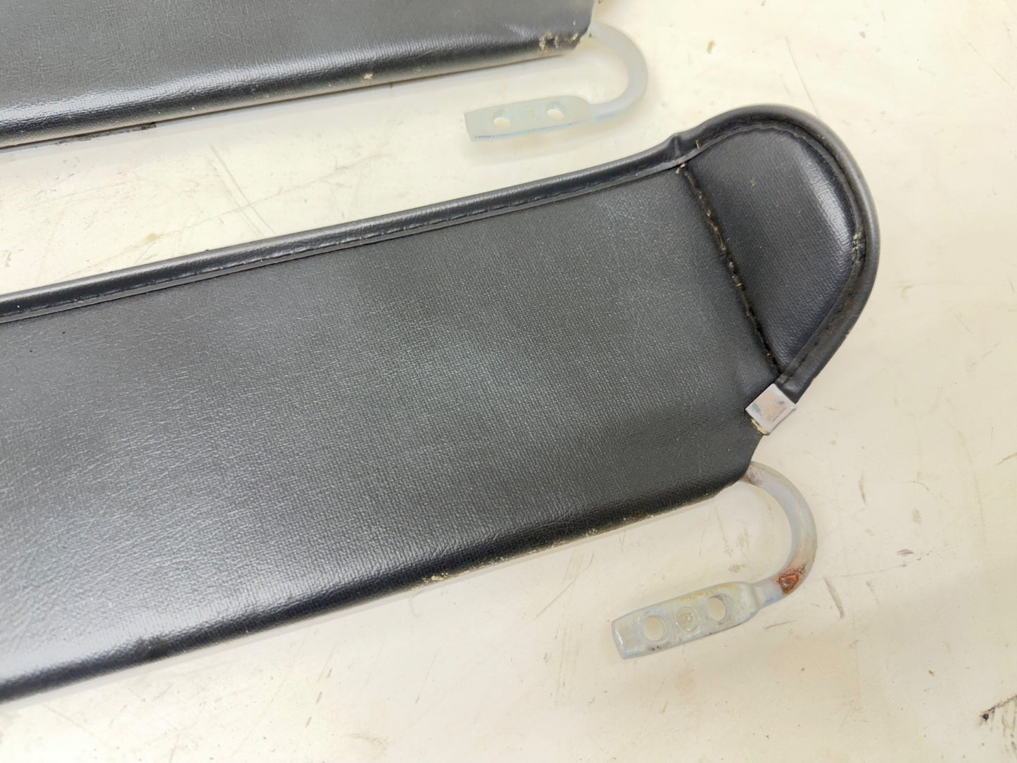 87-95 Jeep YJ Gray Sun Visors Dark Grey Wrangler Factory Visor Sunvisors OEM OE