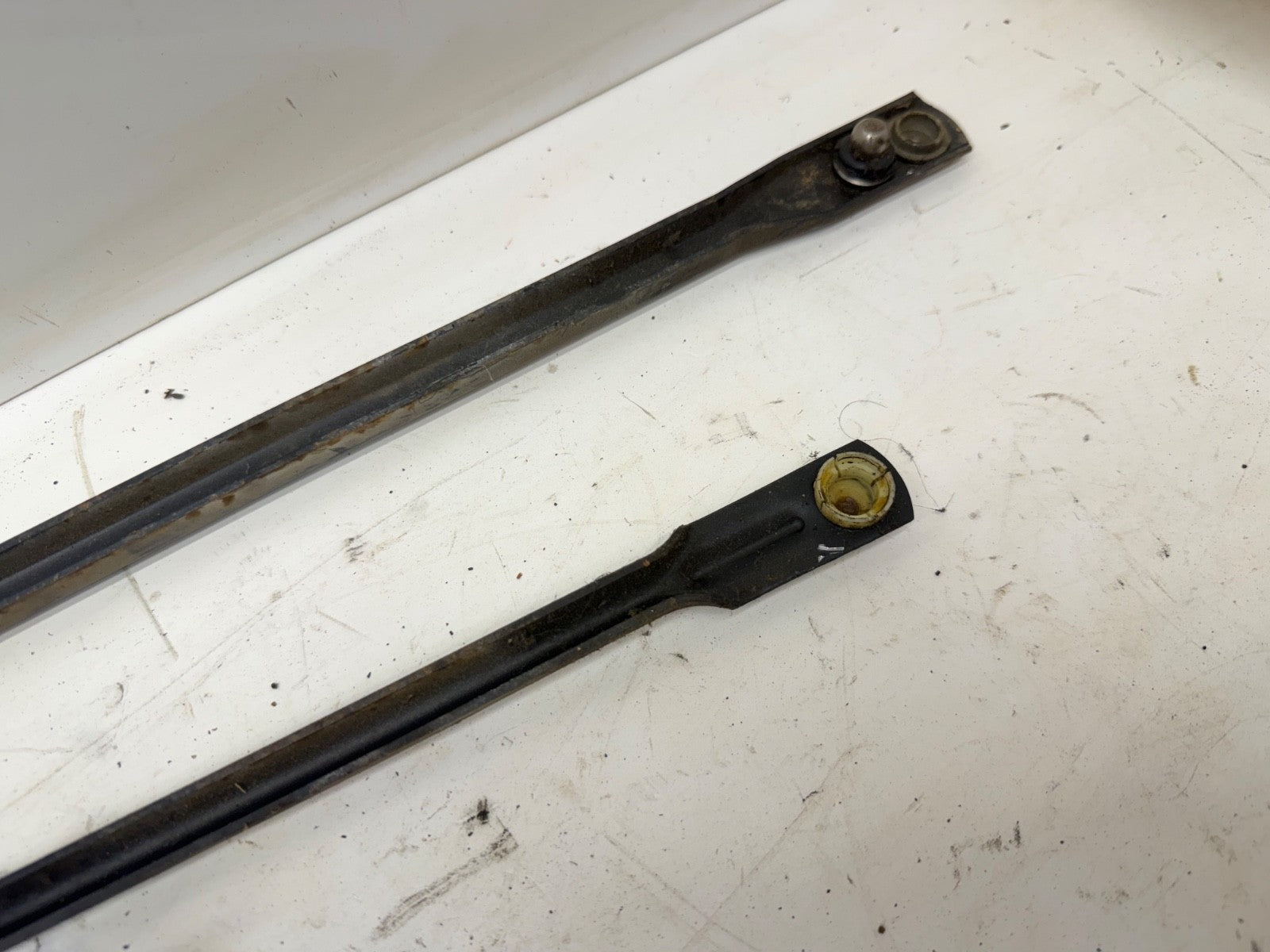 Jeep Wrangler YJ 87-95 Wiper Transmission Linkage Pivot Nut Motor Assembly Rod
