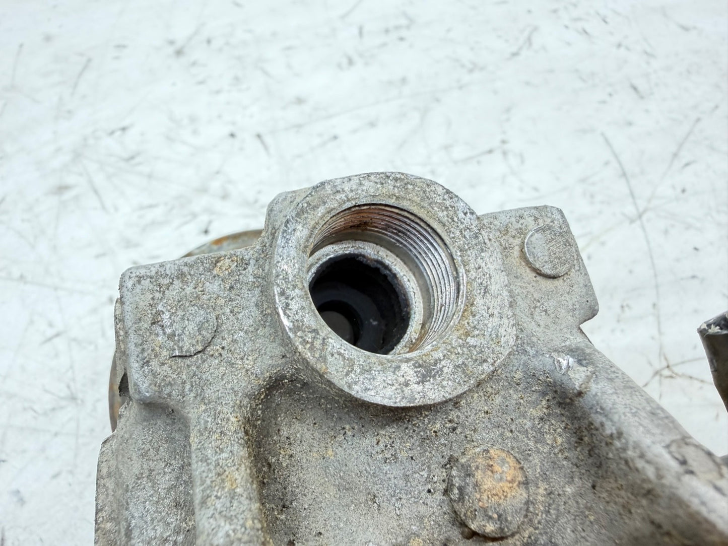 Jeep Wrangler YJ Cherokee XJ 84-90 TBI Throttle Body Intake Manifold 2.5L