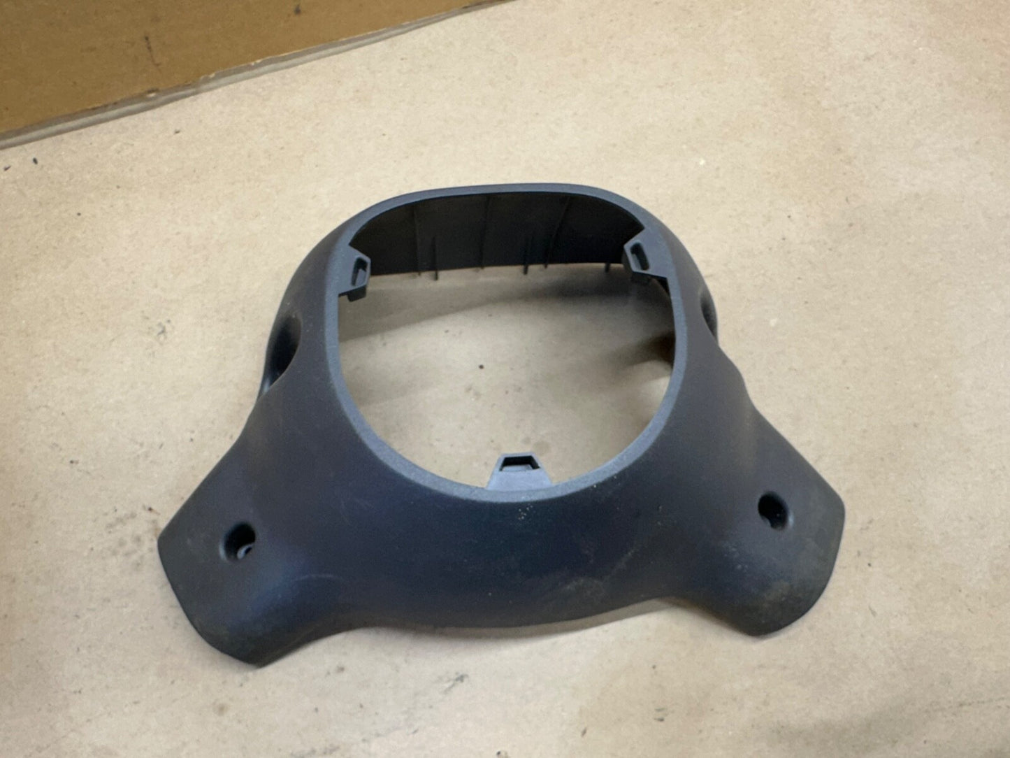 97-02 Jeep Wrangler TJ Steering Wheel Bottom Trim Plastic 5gl44trmaa XJ Cherokee