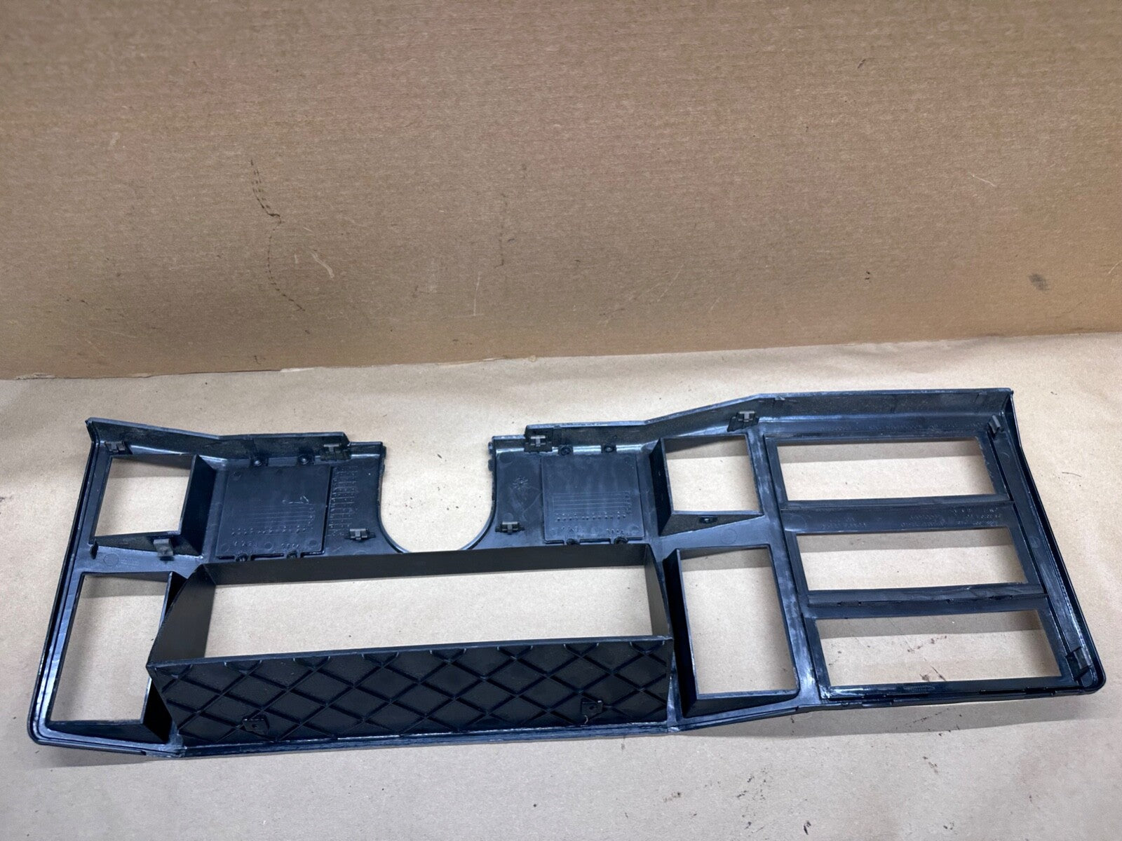 89-94 Jeep Cherokee XJ Dash Speedometer Trim Radio Bezel Cluster Surround Speedo