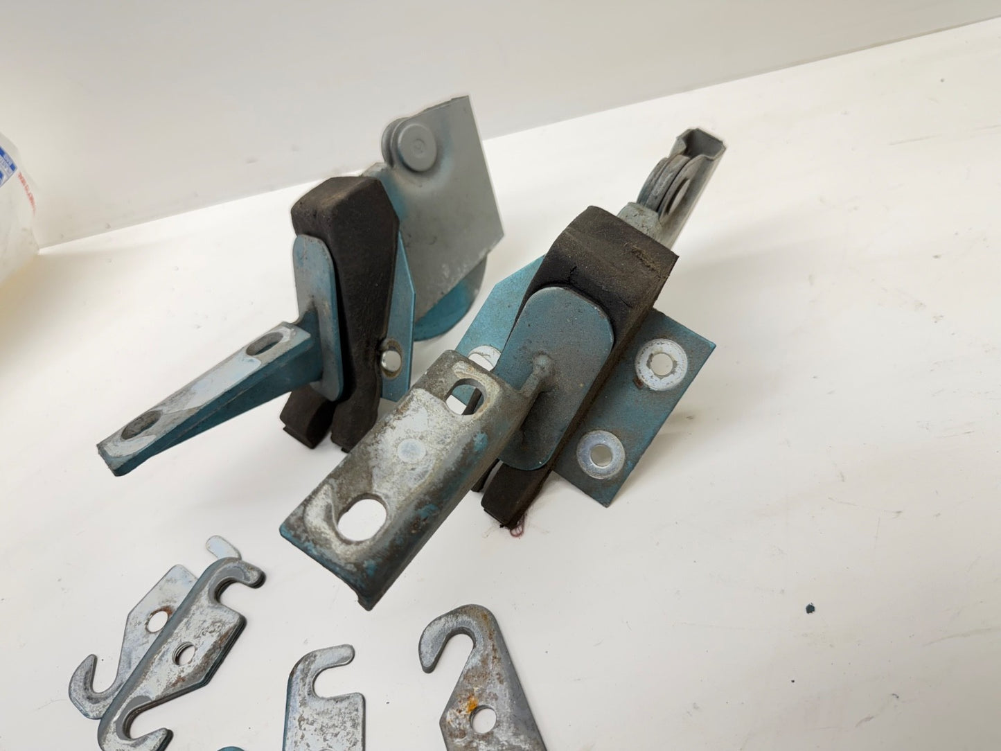 84-01 Jeep Cherokee XJ Comanche MJ Hood Hinge Pair OEM Hinges Set Bonnet Factory