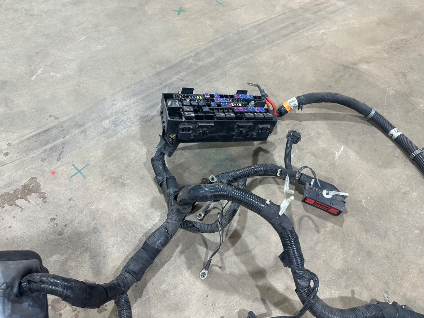 2013 FORD E150 E250 E350 ECONOLINE VAN ENGINE WIRE HARNESS FUSE BOX RELAYS RSC