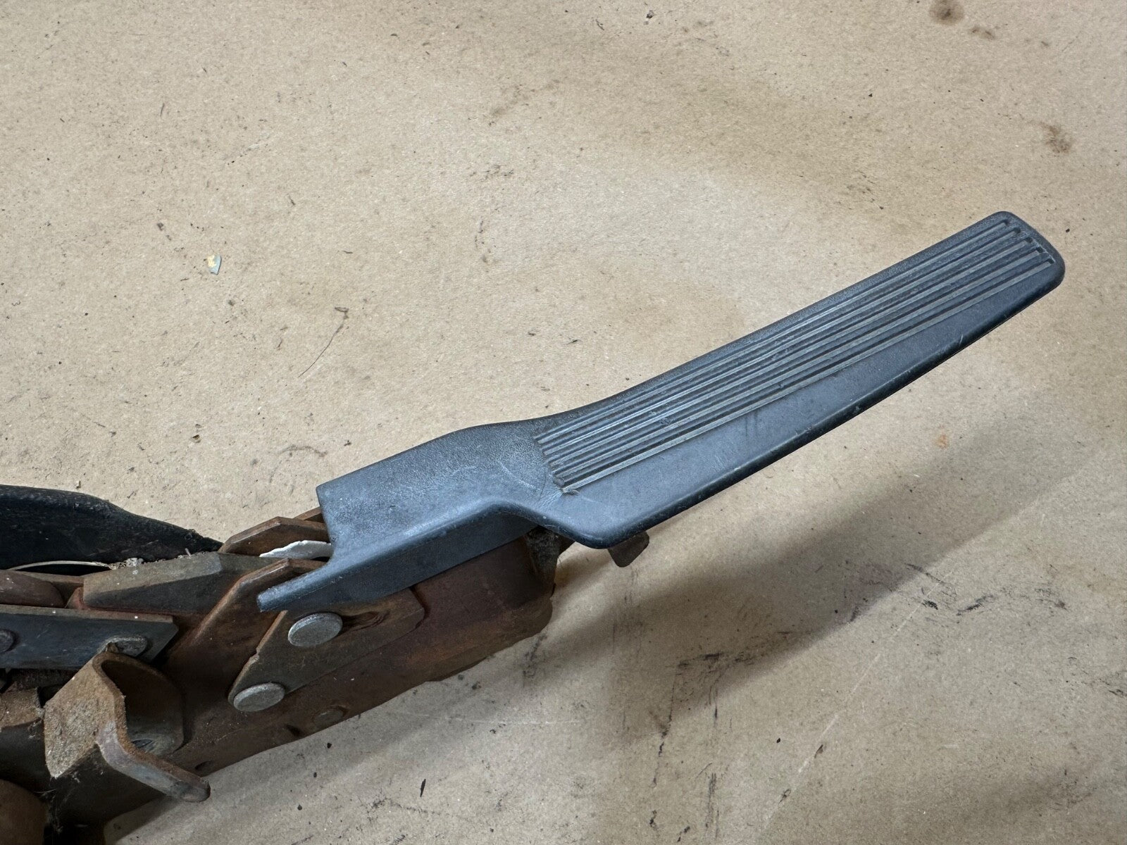 91-95 Jeep Wrangler YJ Right Passenger Side Recline Seat Tilt Hinge Pivot Lever