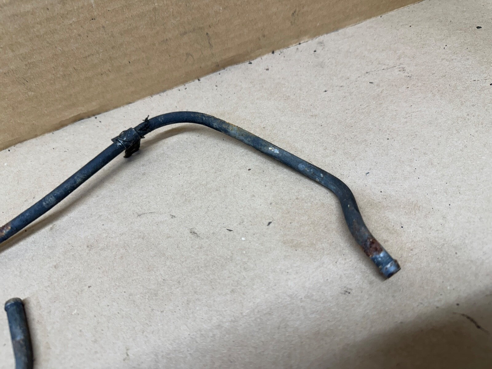 81-86 Jeep Fuel Line Wrangler CJ 2.5L Cylinder IRON DUKE Carb to PUMP OEM