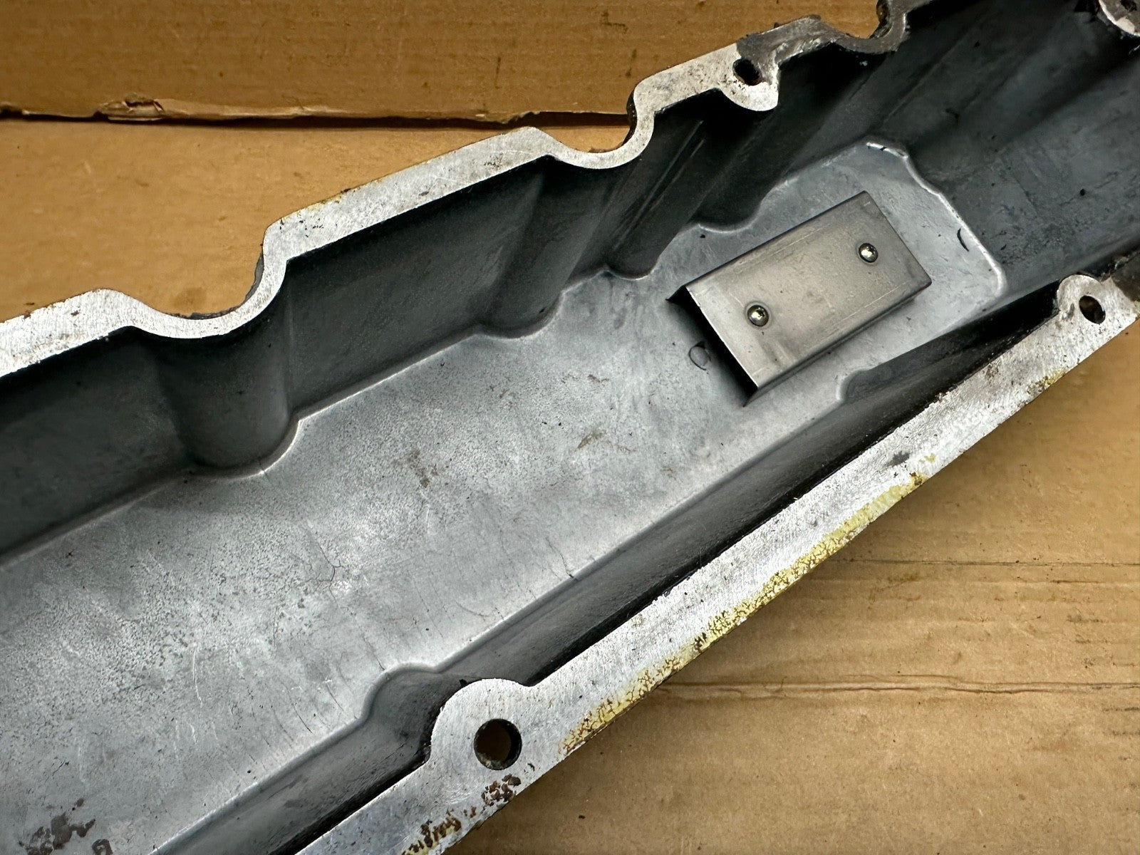 JEEP CJ  1980-86 4.2L AFTERMARKET Engine Valve Cover Aluminum 258 ci 4.2 L Black