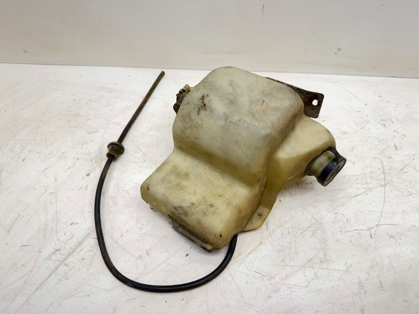 87-90 Jeep YJ Windshield Washer Fluid Reservoir Bottle plastic Tank Wrangler OEM