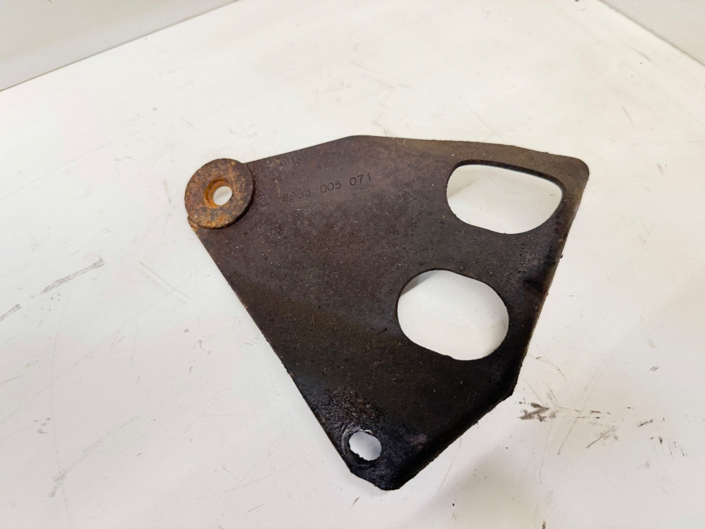 87-01 Jeep Cherokee XJ NP231 4.0L OEM Transfer Case Shifter Linkage Side Bracket