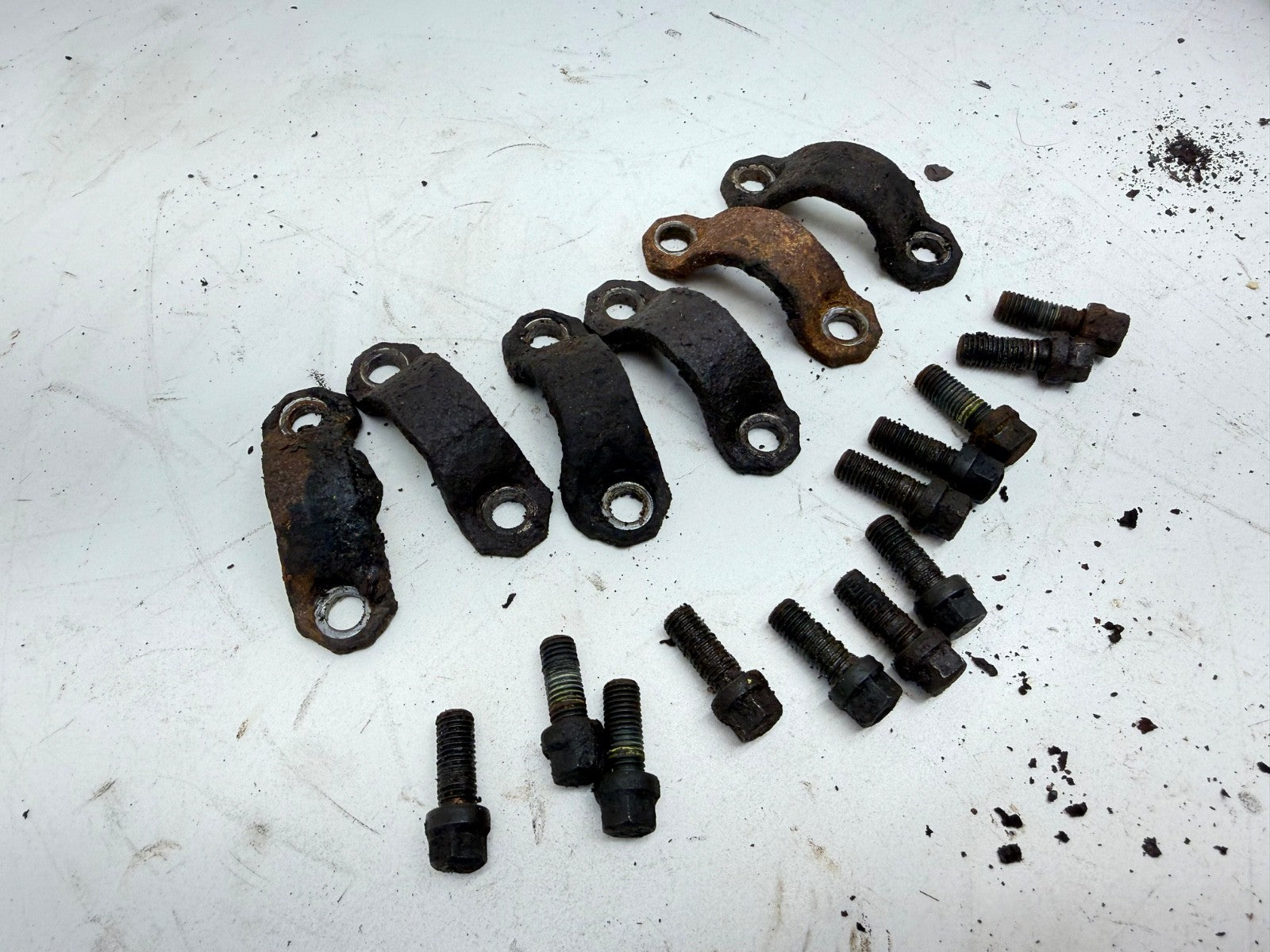 Complete Set of OEM U Joint Yoke Strap Bolt Kit for Jeep YJ Wrangler Dana 30 35