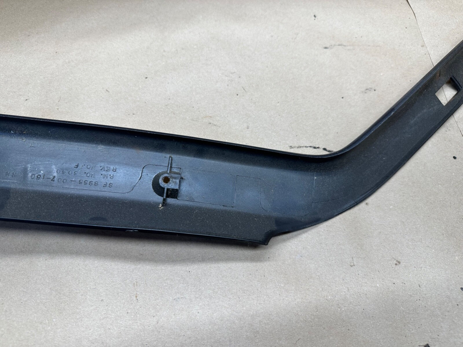 84-96 Jeep Cherokee XJ Passenger A-B Pillar Interior Trim Windshield BLACK RARE 