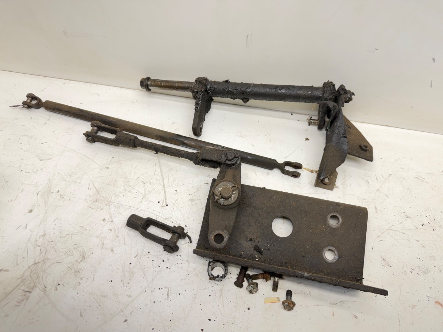 International s1700 4700 s1800 4900 clutch Pedal Linkage Assembly truck 1983 -99