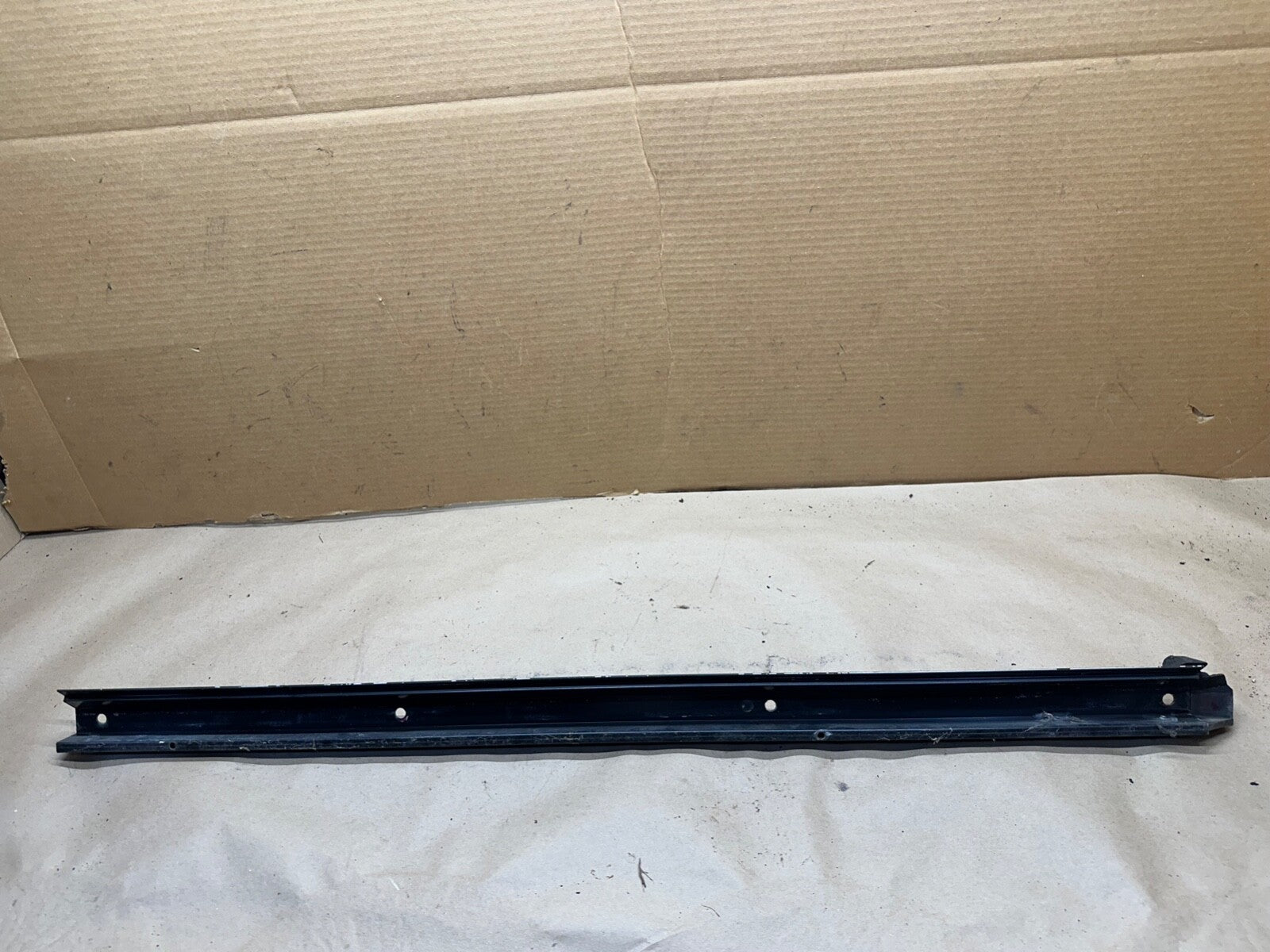 87-95 Jeep Wrangler YJ Soft Top Body Belt Rail Right Passenger Side OEM Factory