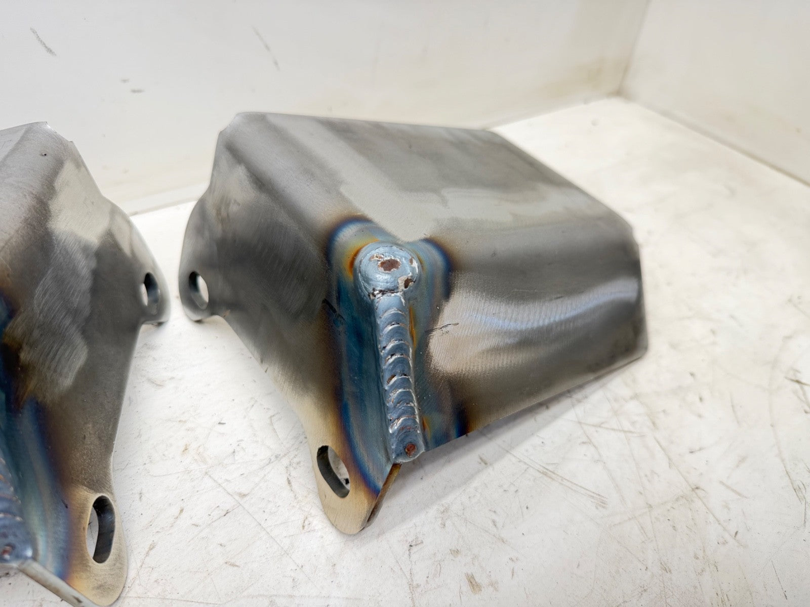 Chinese 1 Ton Mini Excavator Track Drive Motor Hydraulic Line Guard Shield China