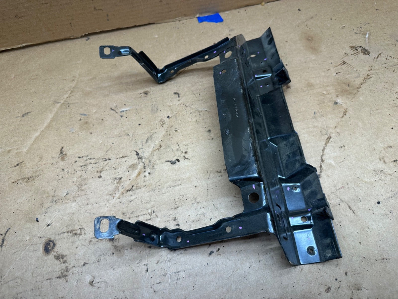 97-01 Jeep Cherokee XJ Airbag Glovebox Glove Box Dash Mount Bracket Support OEM