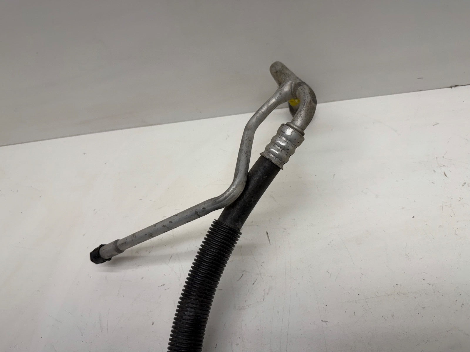 2011-2016 FORD F350 SD F250 SD A/C AIR CONDITIONING DISCHARGE HOSE LINE OEM 6.2L