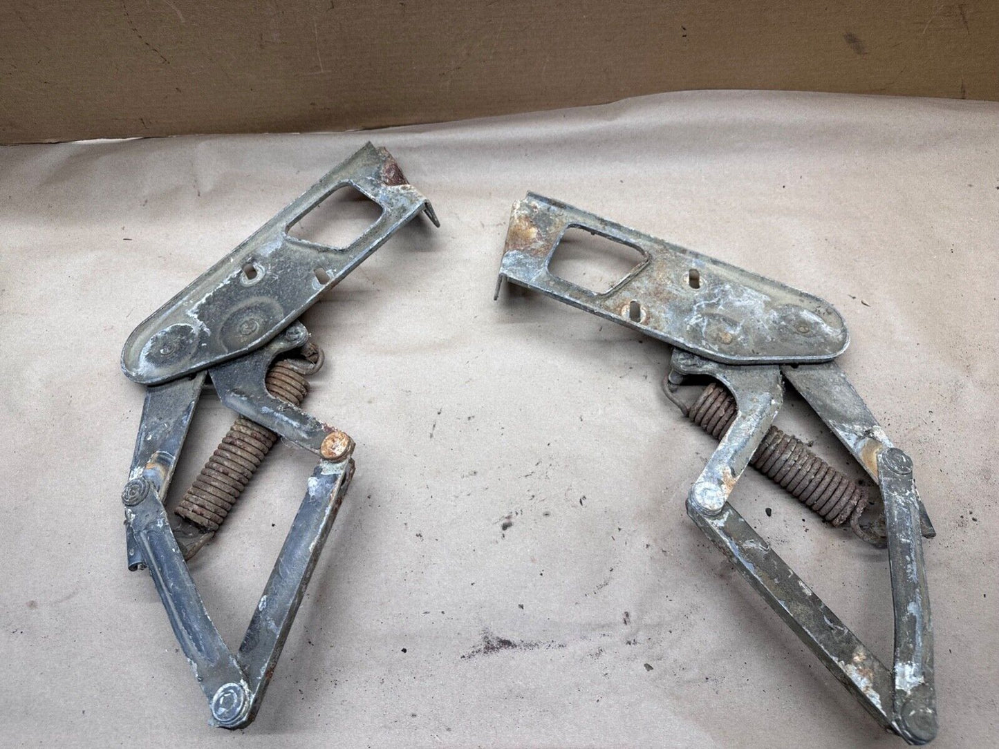 74-91 Jeep J10 J20 Cherokee Grand Wagoneer Factory Hood Hinges Factory Bonnet OE