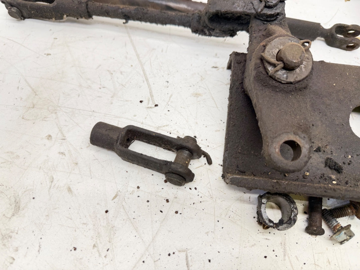 International s1700 4700 s1800 4900 clutch Pedal Linkage Assembly truck 1983 -99