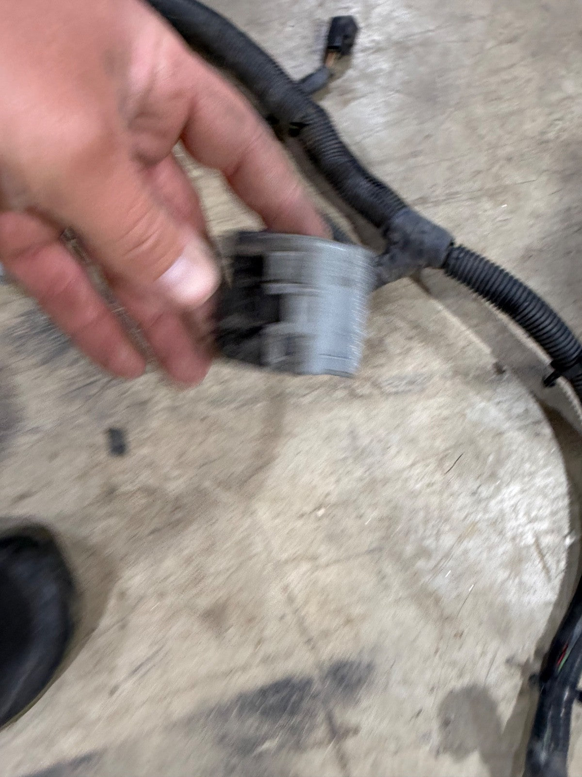 97 Jeep TJ Wrangler Fusebox Under Hood Fuse box Engine Wire Harness Block 97