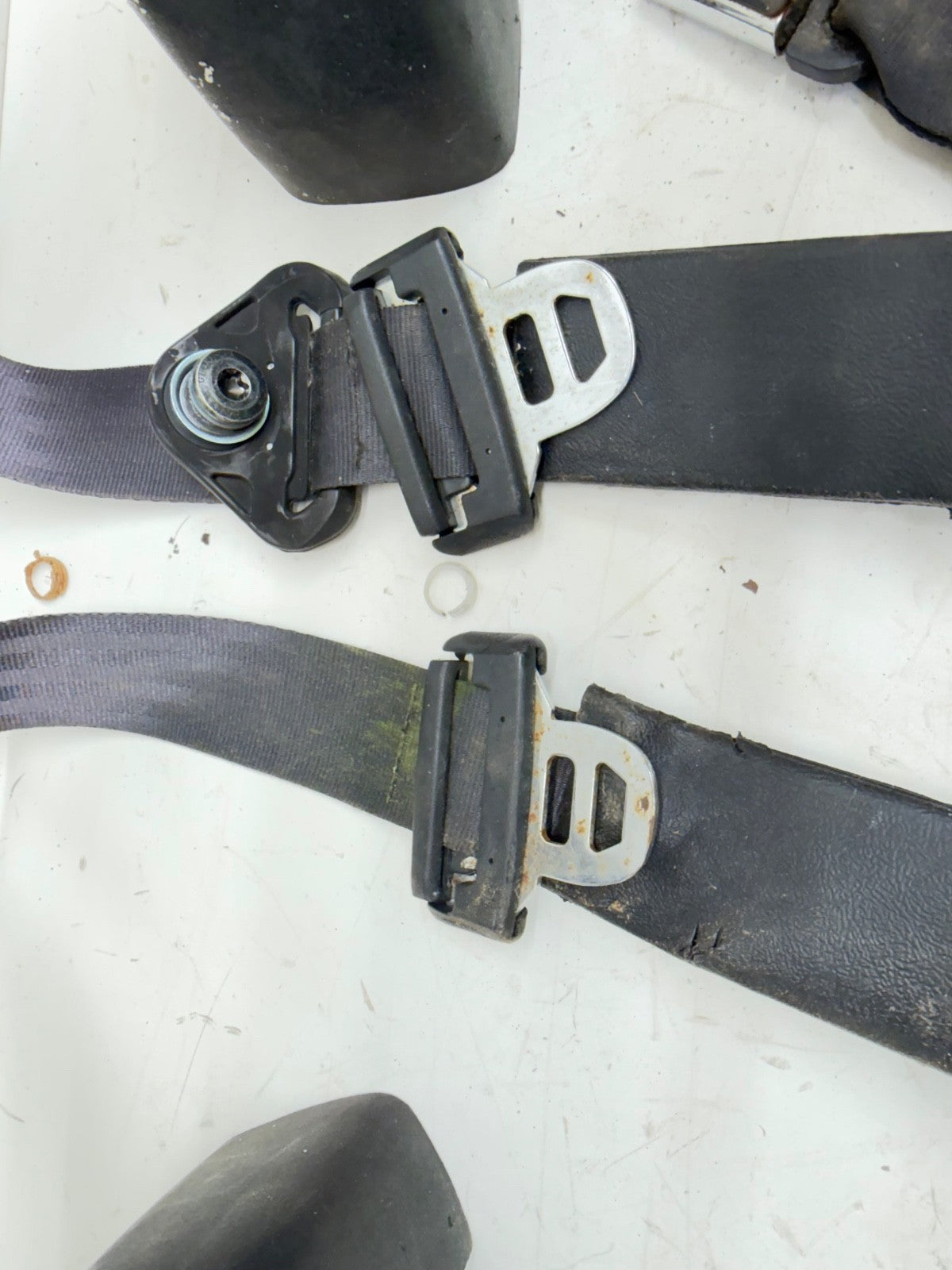 92-95 Wrangler Jeep YJ REAR SEAT BELTS SHOULDER BELT FEMALE BUCKLE BACK Set OEM