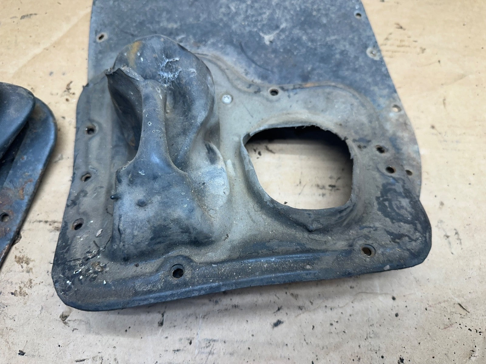 87-95 Jeep Wrangler YJ Manual 5 speed Transmission Tunnel Cover Plate TCASE BOOT