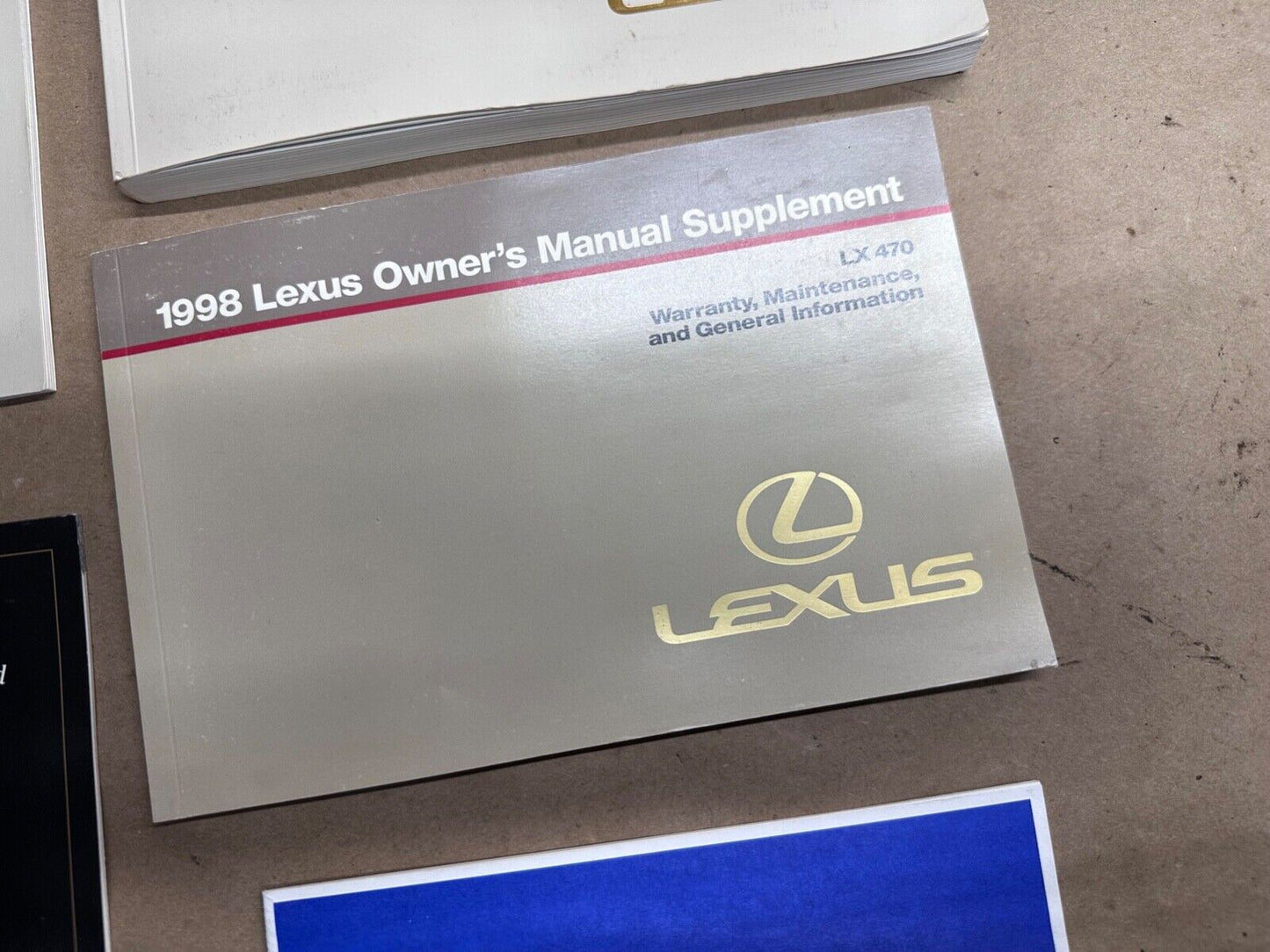 98 1998 Lexus LX 470 LX470 Owners Manual Pamphlet Book Pouch Operator OEM OE