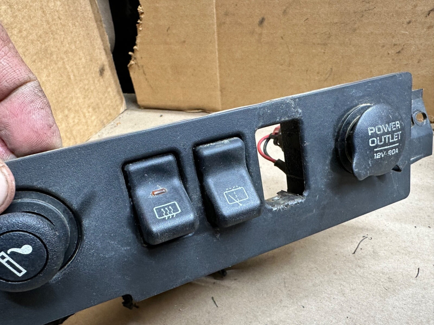 97-01 Jeep Cherokee XJ Dash Switch Panel Dash Defrost Rear Wiper 12v outlet OEM