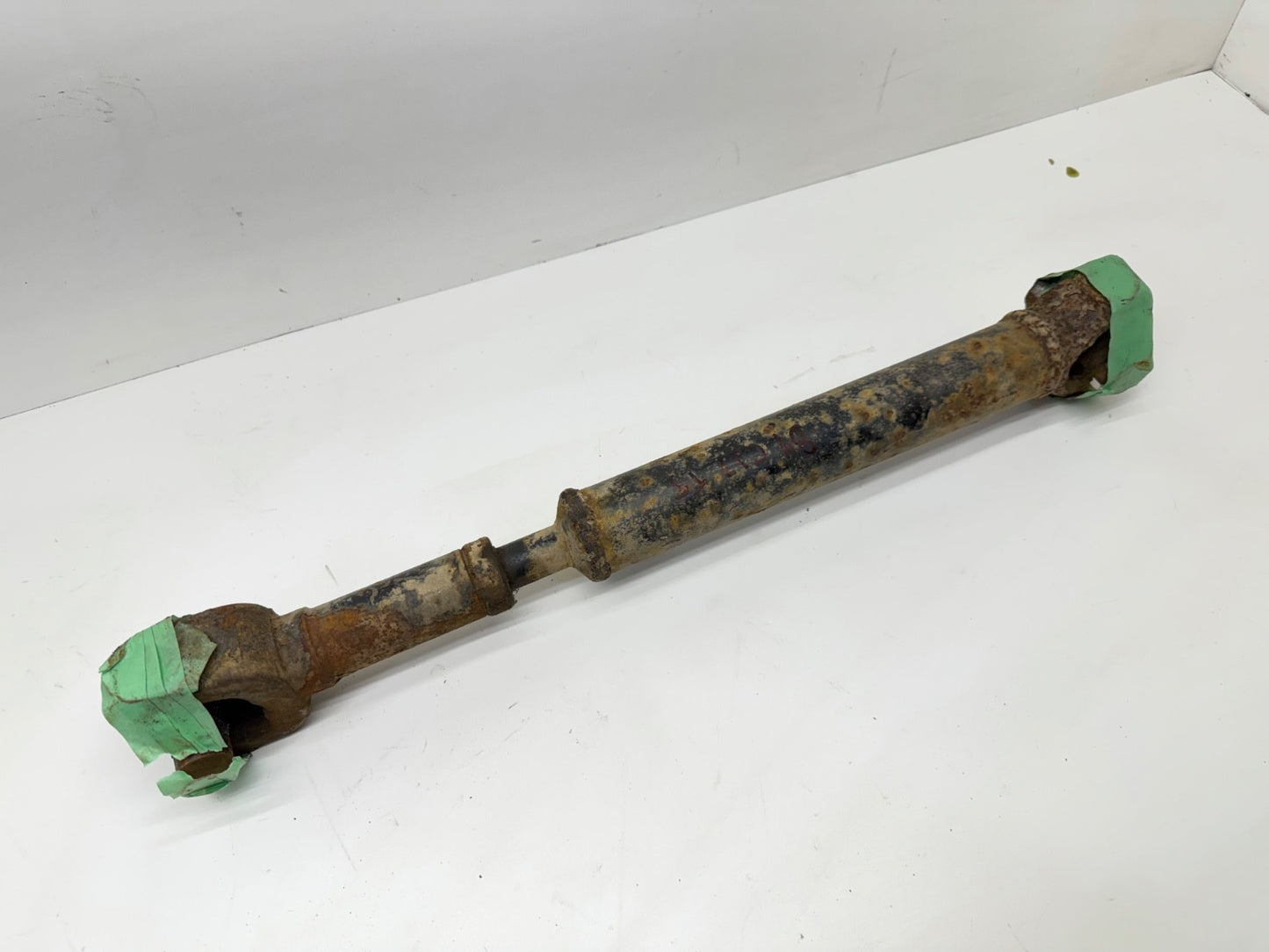 80-86 JEEP CJ7 T4 T5 SR4 6 8 cyl REAR DRIVESHAFT 21"-24" 4.2L Back Factory CJ 7
