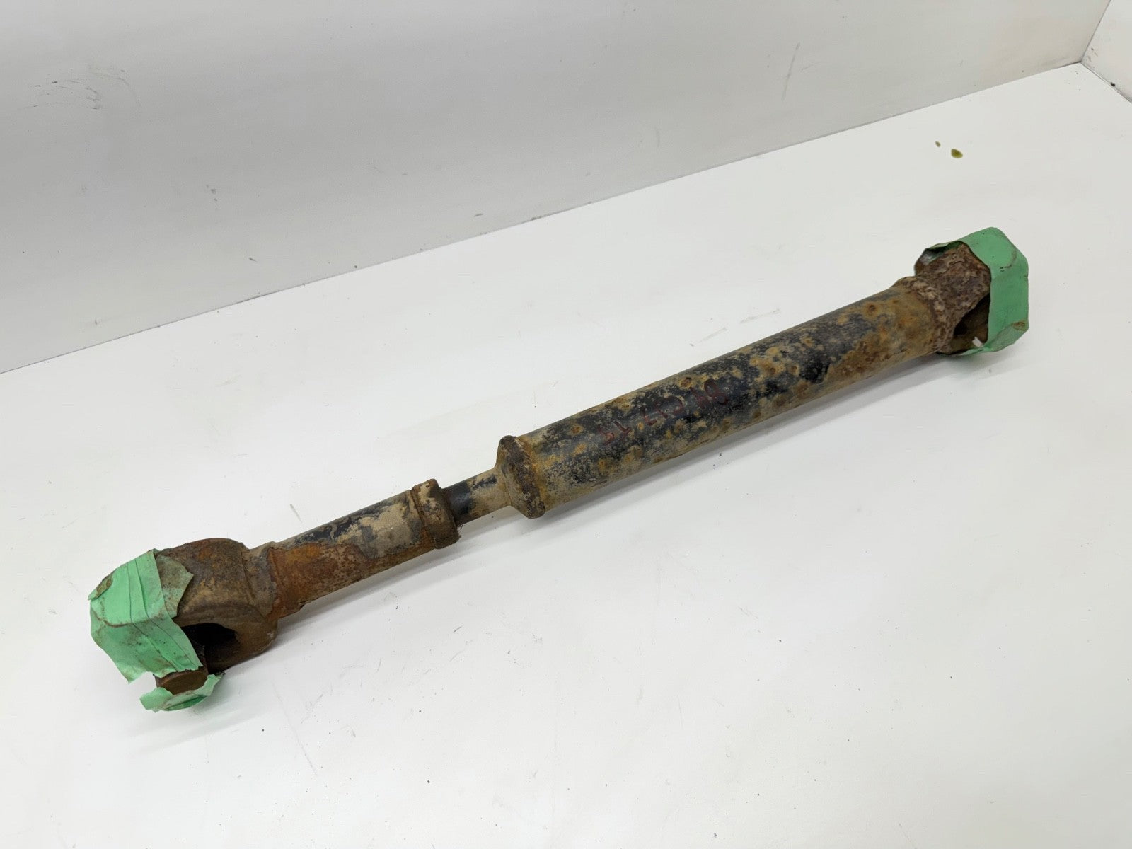 80-86 JEEP CJ7 T4 T5 SR4 6 8 cyl REAR DRIVESHAFT 21"-24" 4.2L Back Factory CJ 7