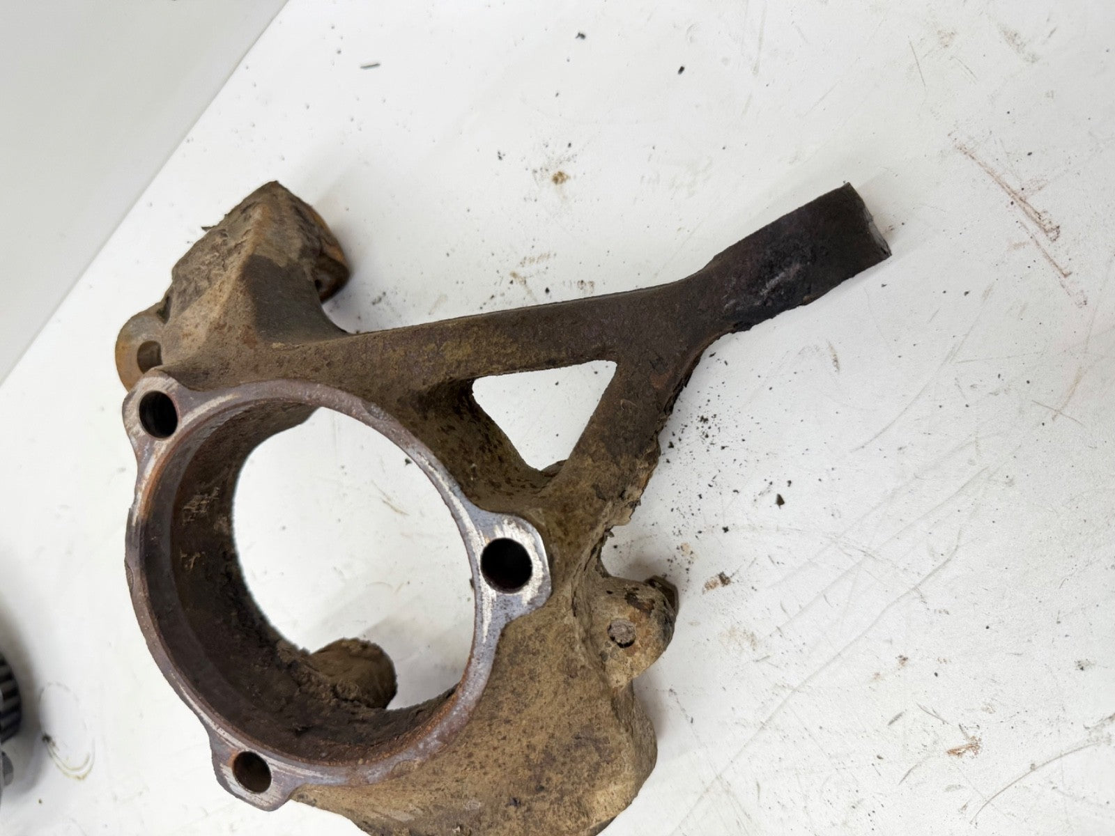 Jeep Wrangler YJ 87-89 Dana 30 Front Axle Passenger Spindle Steering Knuckle OEM