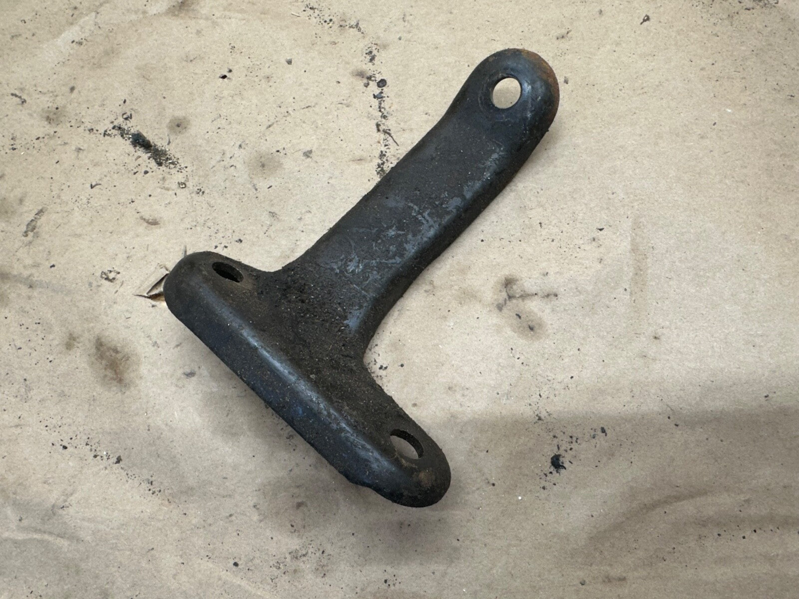 91-02 Jeep Wrangler YJ TJ  4 Cylinder 2.5 Lower Alternator Bracket Support Brace