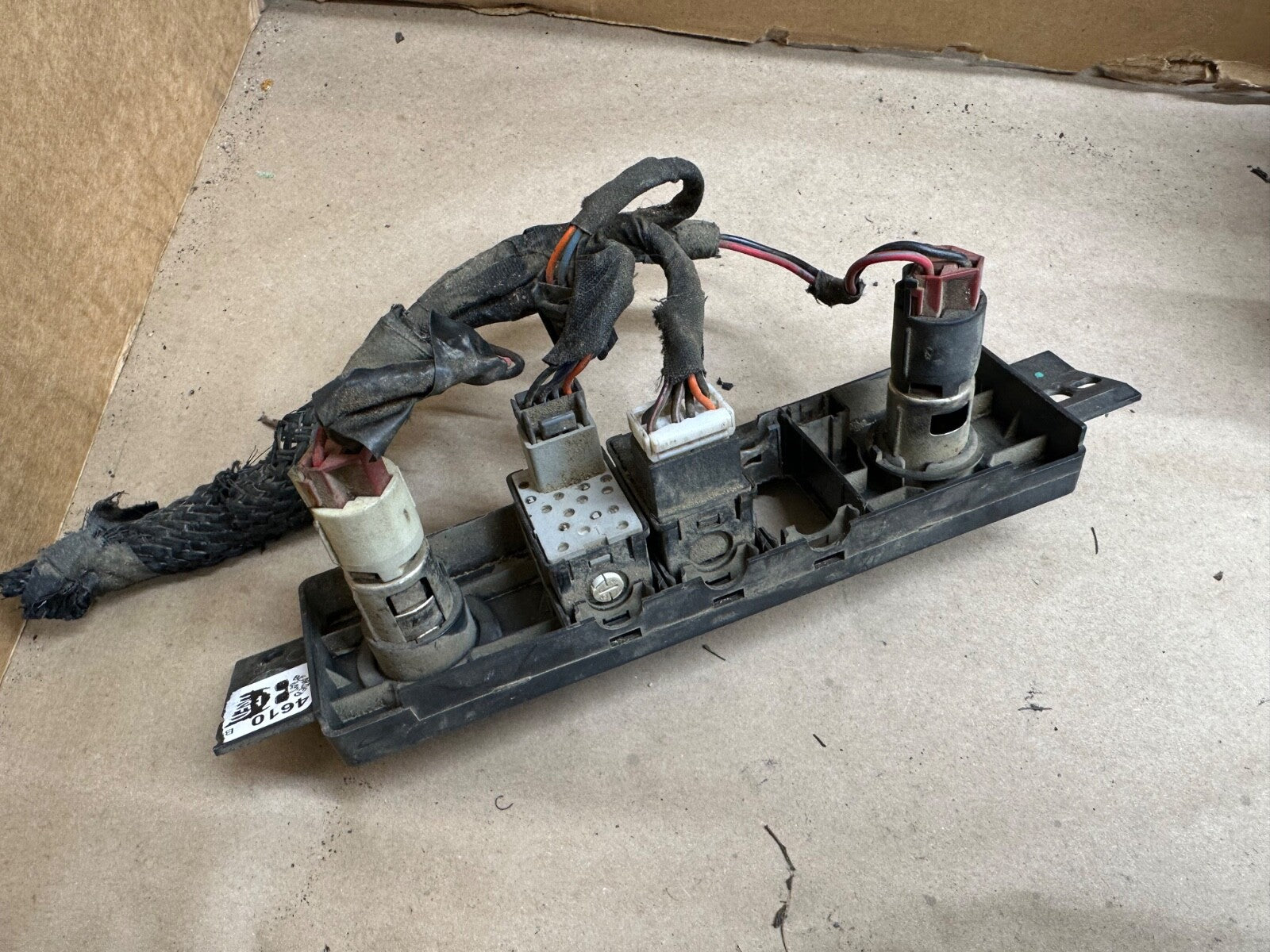 97-01 Jeep Cherokee XJ Dash Switch Panel Dash Defrost Rear Wiper 12v outlet OEM