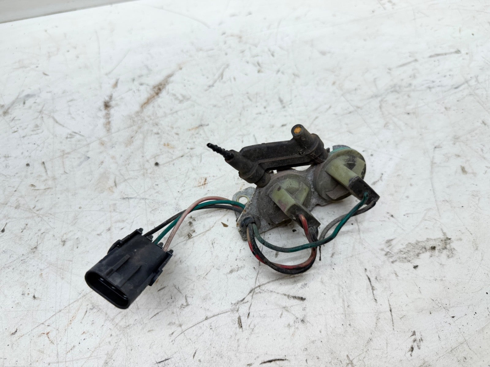 76-86 Jeep CJ Original Emissions VACUUM Solenoid Valve Module Pulse Air System