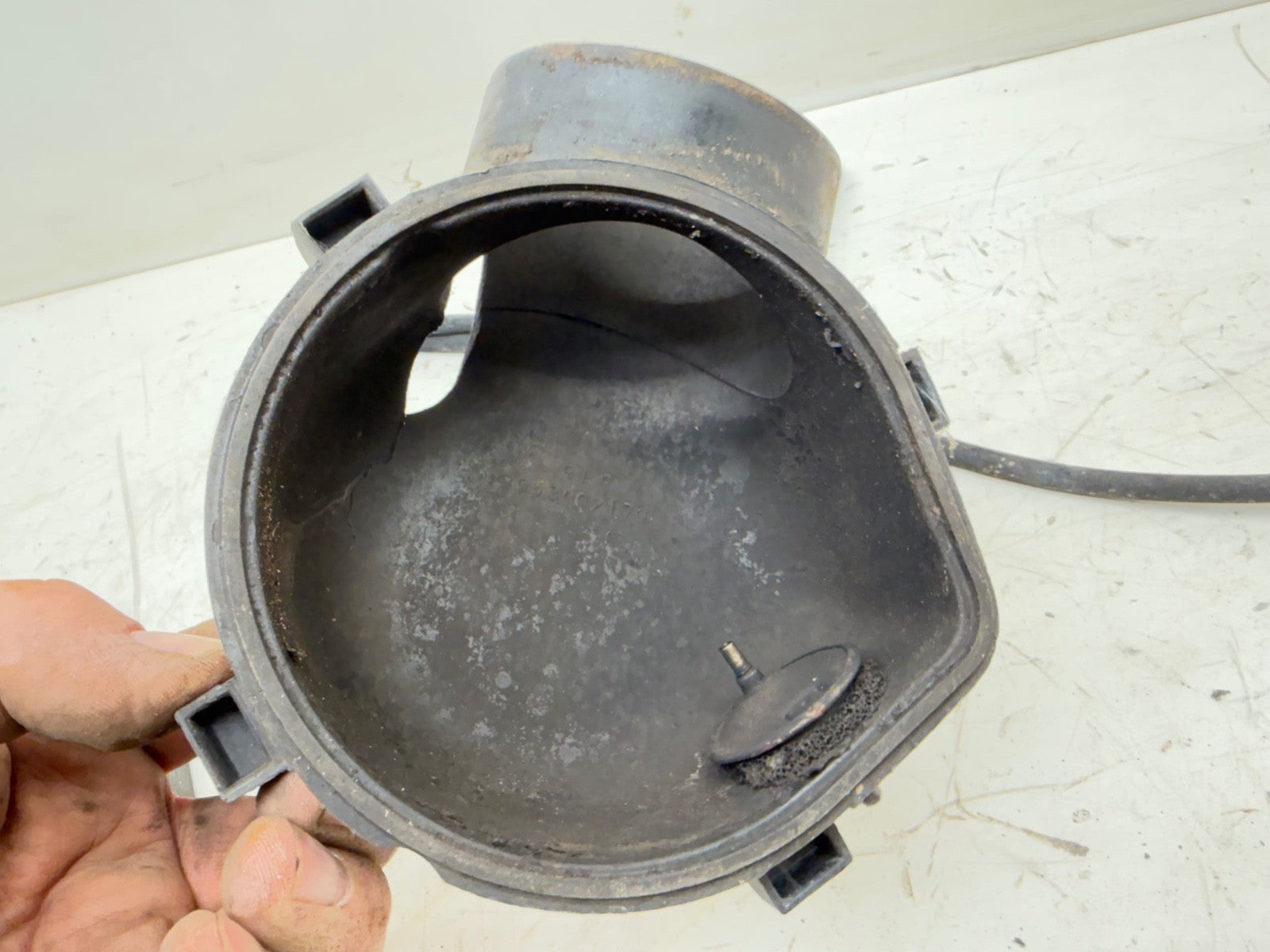 Jeep Wrangler YJ 87-90 2.5 4 Cyl Air Cleaner Throttle Body Adapter 8953002851