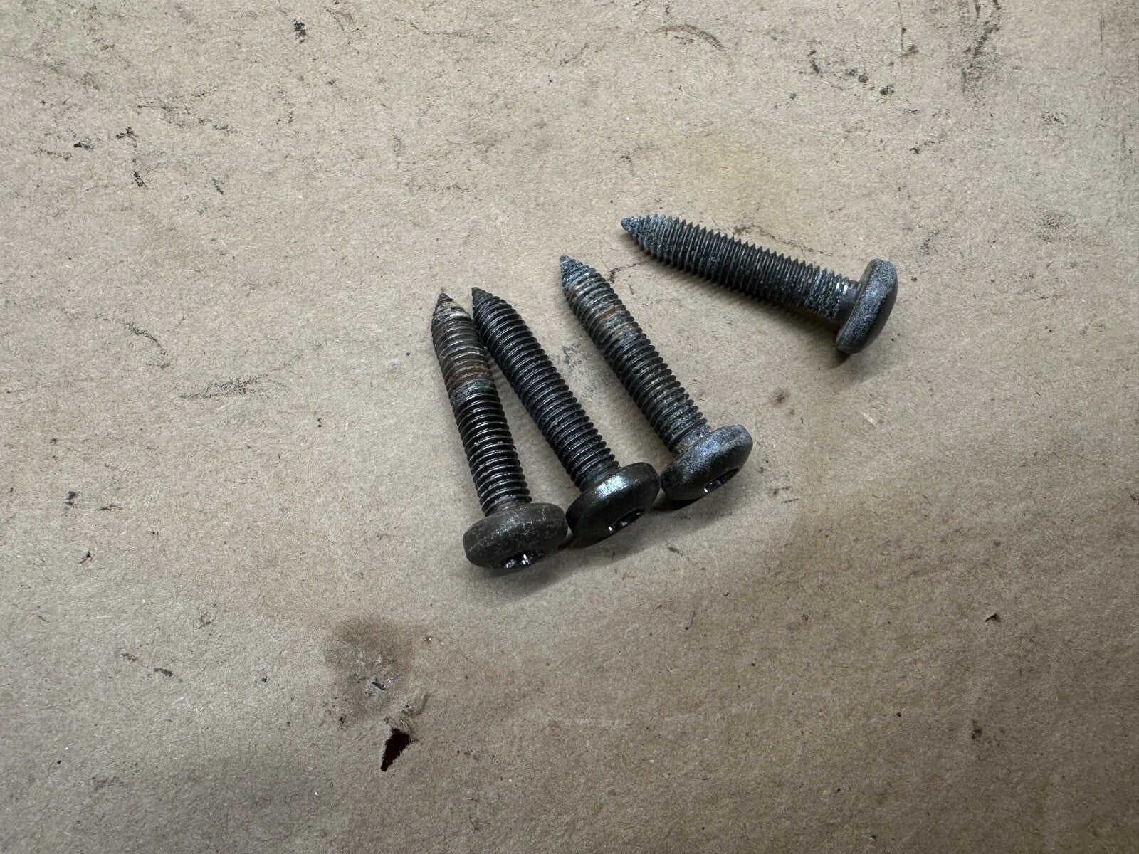 91-95 Jeep Wrangler YJ Front Bucket Seat Recline Hinge Bolts Pivot Recliner Side