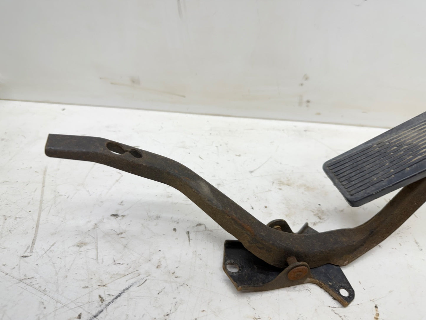 Jeep Wrangler YJ 87-95 Accelerator Gas Fuel Pedal Throttle Petal Spring OEM OE