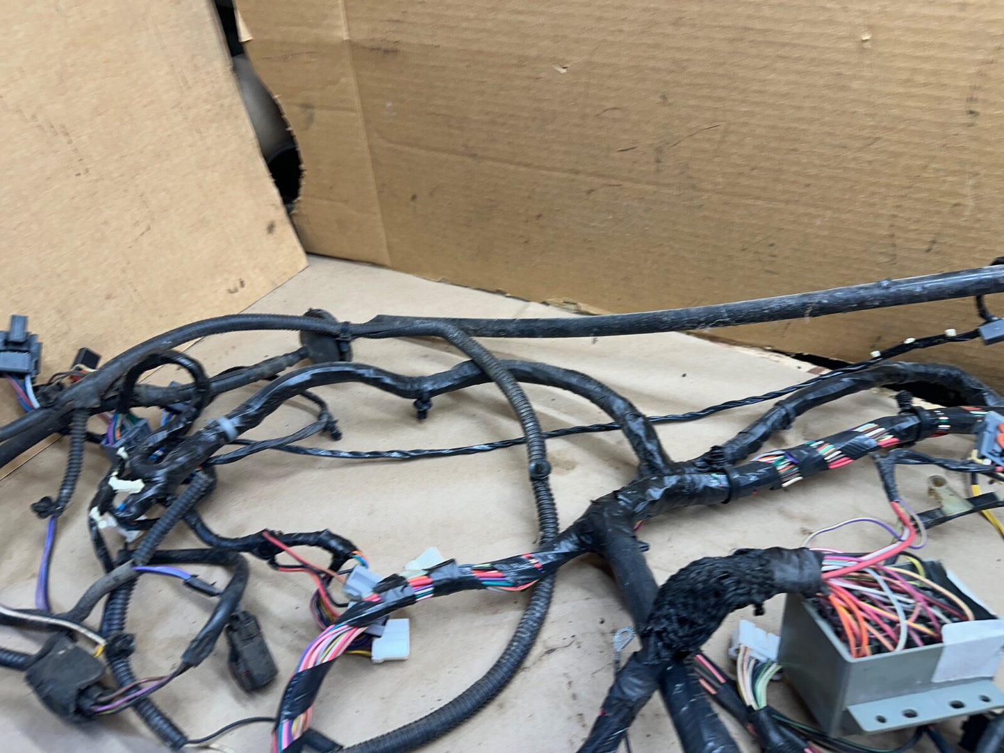 2005 Jeep Wrangler TJ RUBICON 4.0L Body Wiring Wire Harness 56050733AB Dash Rear