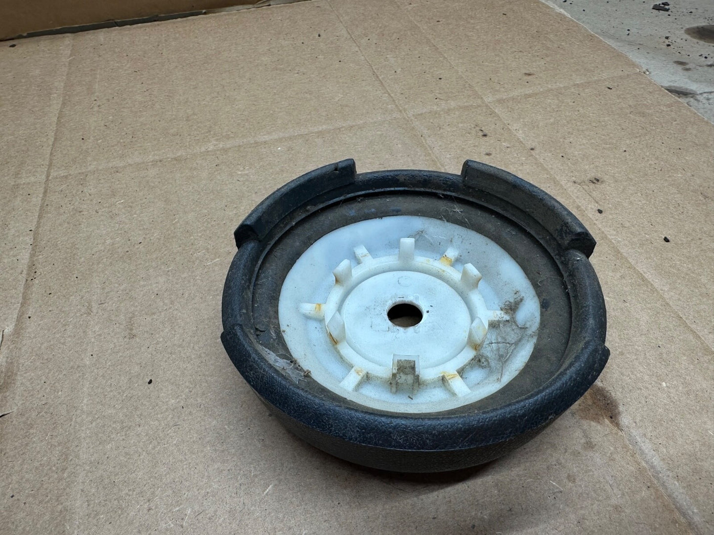 84-96 Jeep Cherokee Wrangler XJ YJ Charcoal Steering Wheel Horn Button NO EMBLEM