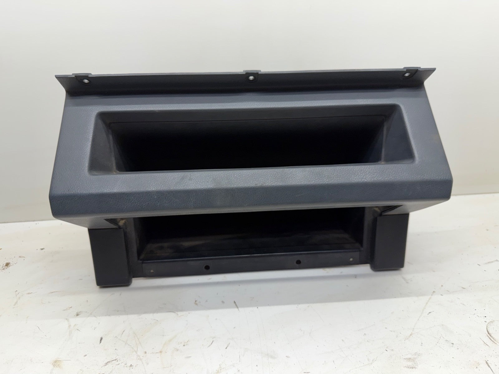 Jeep Wrangler YJ 87-95 OEM Glove Box NO Door Gray Grey 55007286 Glovebox Grab
