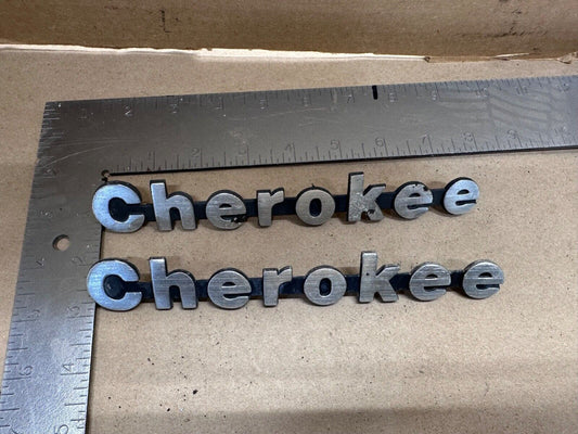 84-96 Jeep Cherokee XJ Fender Emblem Badge 55295252 8 Inch Metal OEM Factory PIN