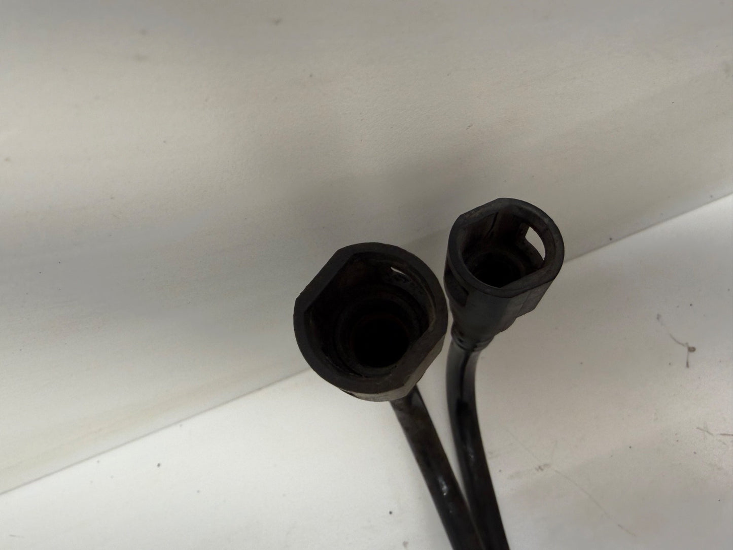 Jeep Wrangler YJ 91-95 2.5 Stainless Steel Fuel Line Engine Rail Frame Gas Hose