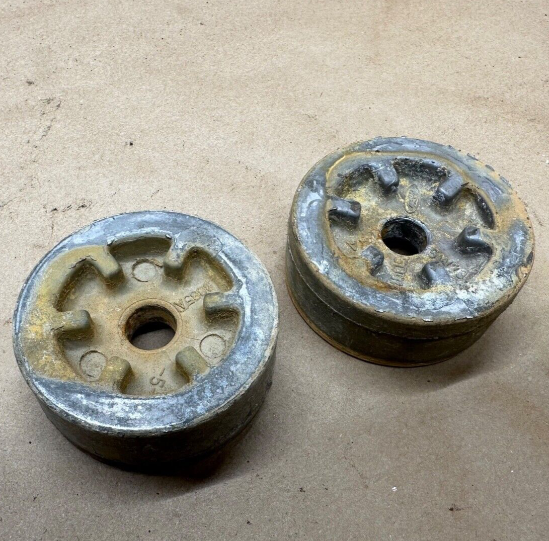 Ford Lower Mount Shim 5W7Z-5D018-AA or 5W7Z-5D018-AA Spacer 05-11 Body Pair OEM