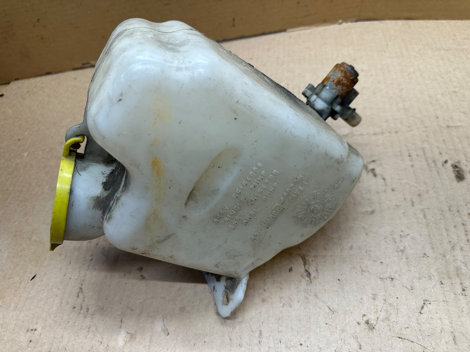 97-02 Jeep TJ Wrangler Single Pump Windshield Washer Reservoir Tank OEM 55154804