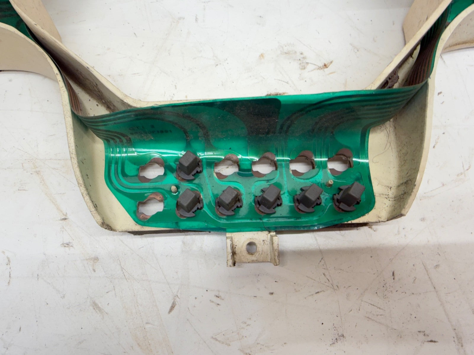 Jeep Wrangler YJ 87-91 Dash Indicator Bezel Fog OE Warning Head Light Trim Gauge