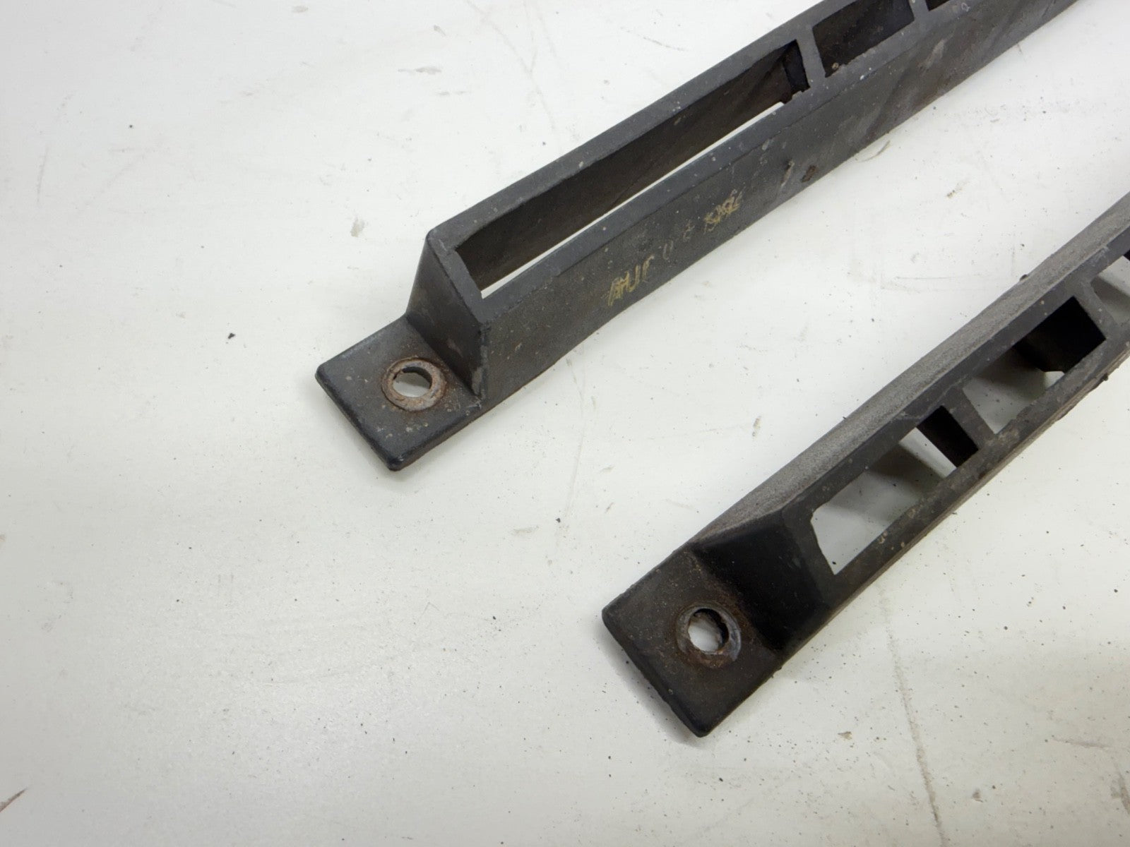PAIR L+R Jeep CJ 76-86 Windshield Defrost Upper Dash Vent OEM Duct 1984 Stamp